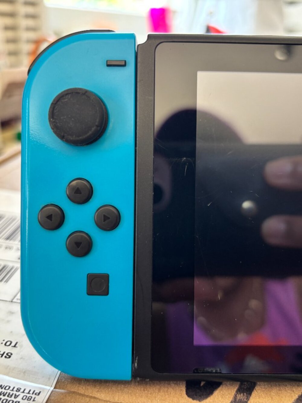Gently Used Nintendo Switch 1 - Picture 4 of 9